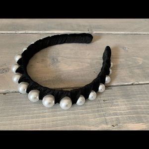 NWOT 4/25$ black pearl headband Anthropologie